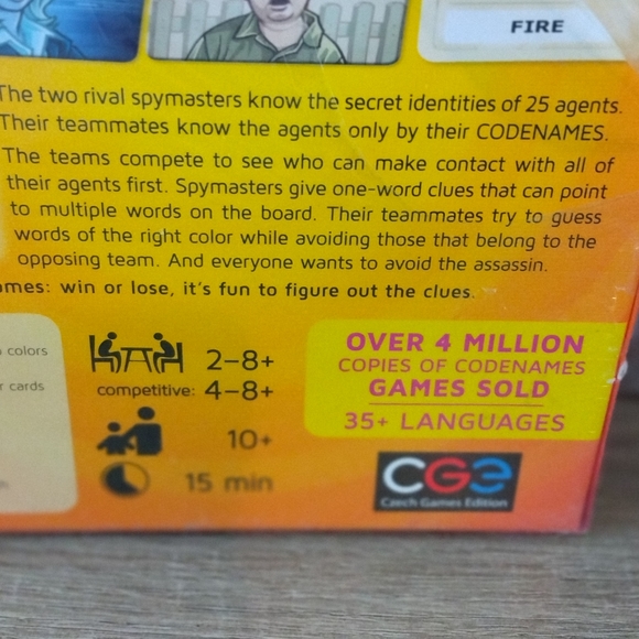 Codesnames Top Secret Word Game - Picture 6 of 9